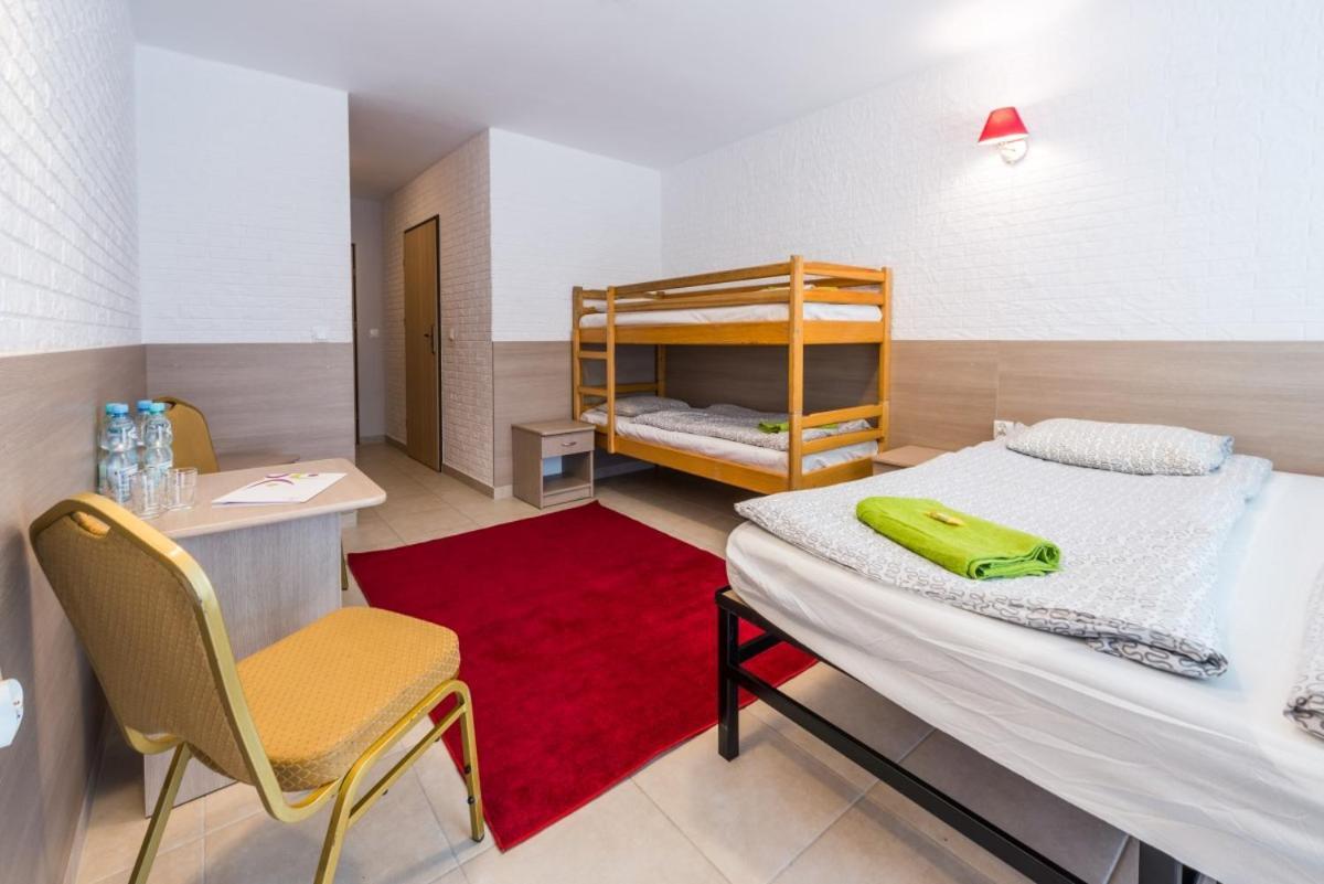 Osrodek Wypoczynkowy Gwarek Mazury Hotel Gizycko Exterior photo